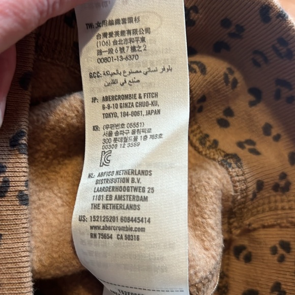 Abercrombie and Fitch soft A&F collection sweatshirt - Picture 4 of 5